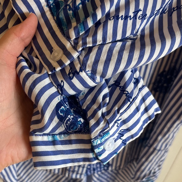 Chico's Blue and White Striped Button Down Elephant Floral Shirt Sz 1 or 8-10 - Picture 3 of 15